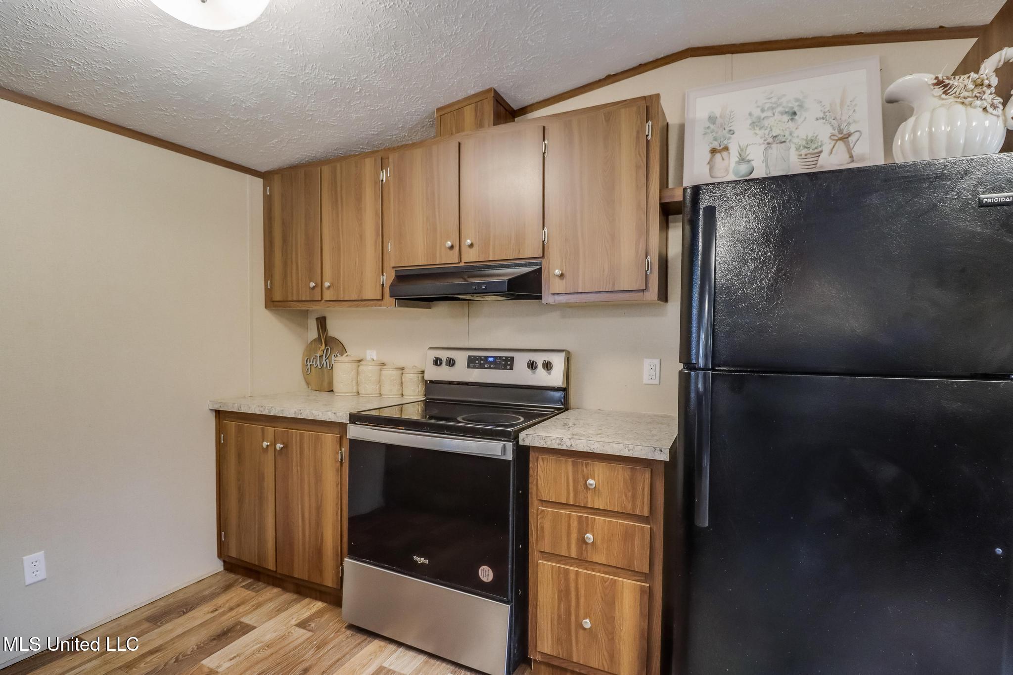 147 Thelma Andrews Road Wiggins, MS 39577 - Photo 7 of 25 Photo Feb 03 2026, 4 14 32 PM (2)