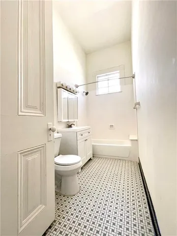 $2,000 | 1440 Louisiana Avenue, Unit B, New Orleans, LA 70115