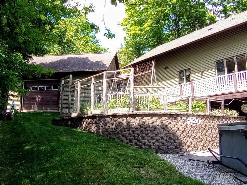 5124 Islanders Way Gladwin, MI 48624 - Photo 69 of 89