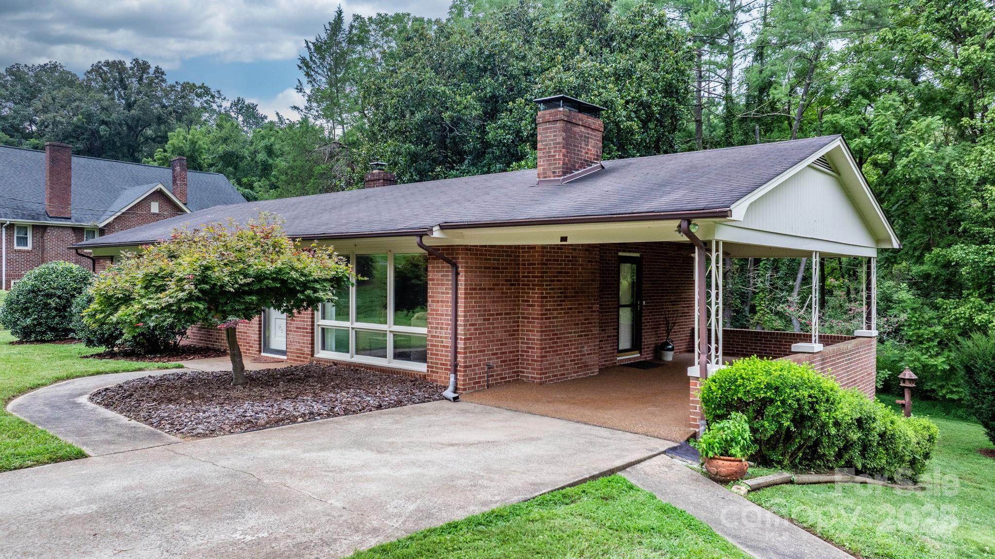 414 Bethel Road Morganton, NC 28655 - Photo 3 of 42 Gallery Image 3