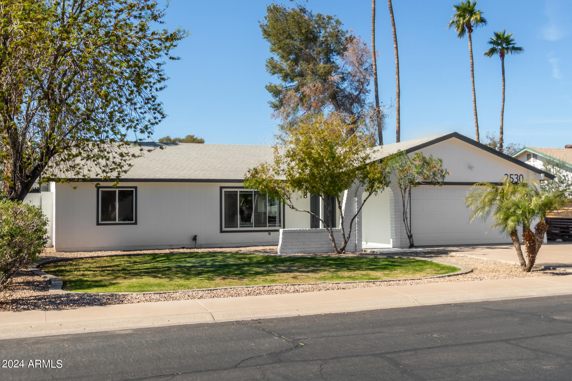 2530 South Evergreen Road Tempe, AZ 85282 - Photo 5 of 44 07 - Evergreen