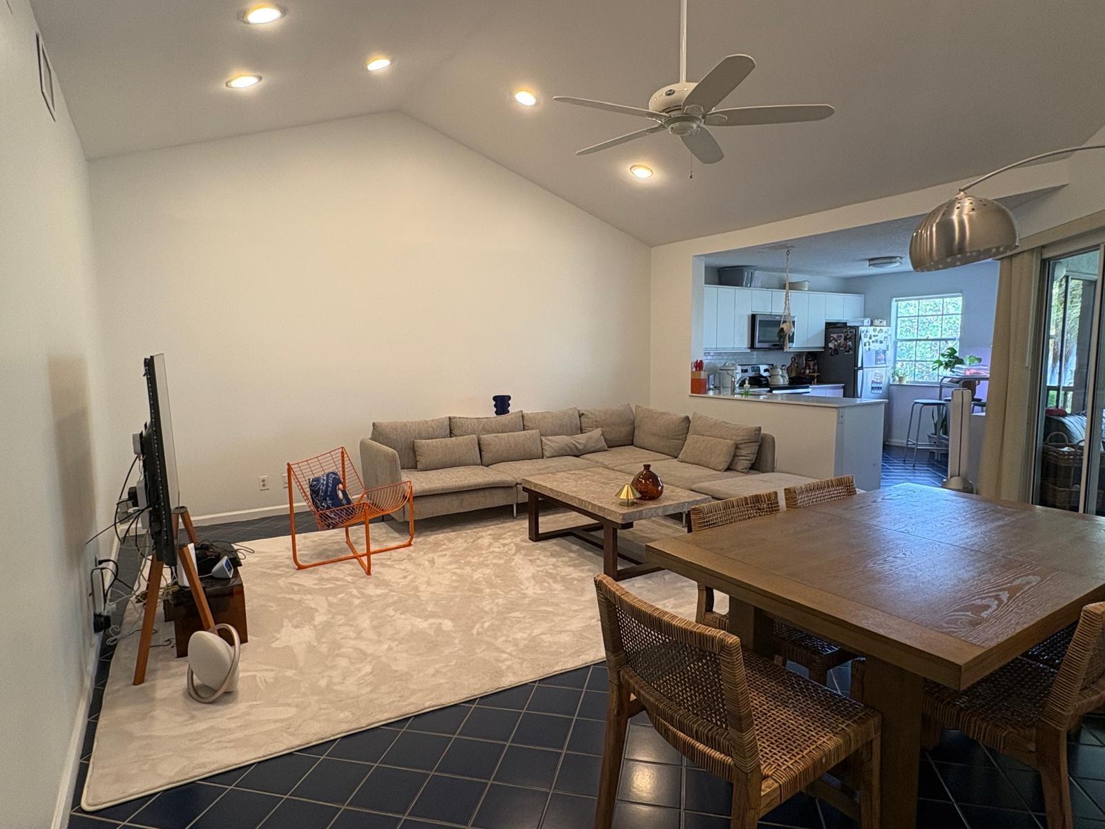 6703 Via Regina Boca Raton, FL 33433 - Photo 3 of 39 d3662f24-0593-4814-81f5-77cbe02e057d