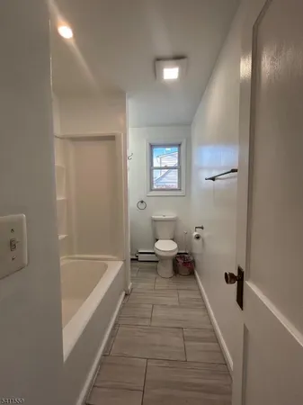 $2,800 | 120 Bridge Street, Roselle Park, NJ 07204