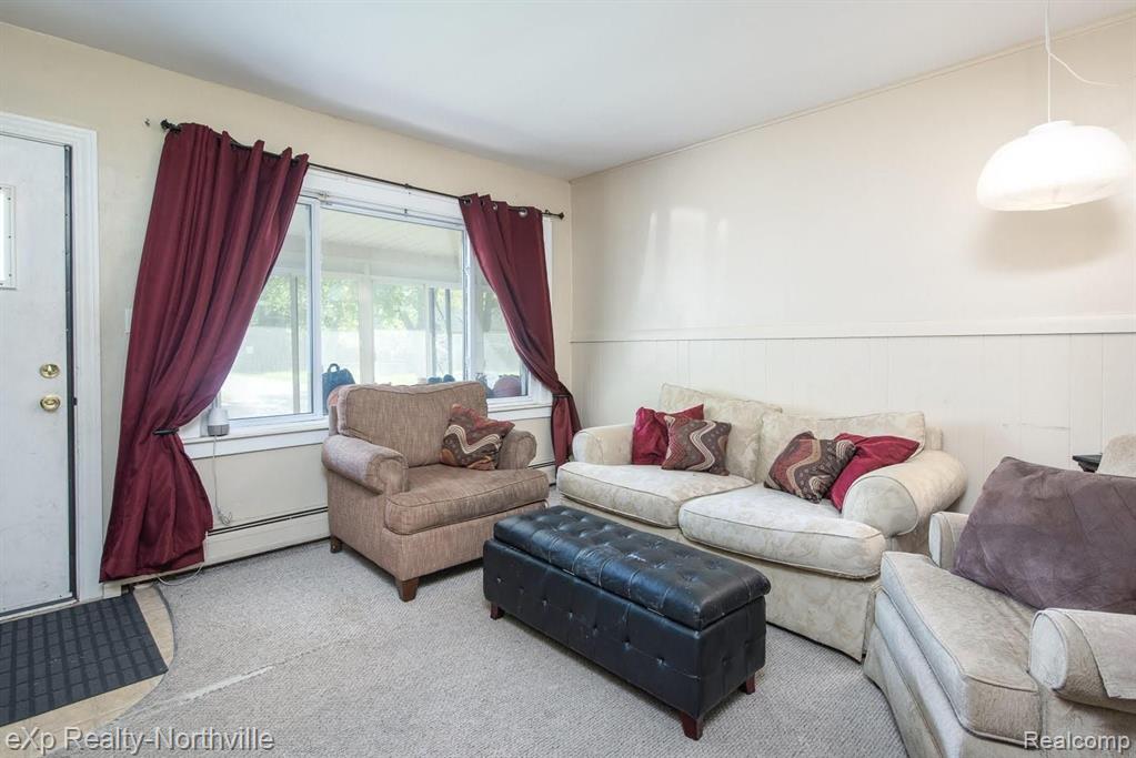 21705 Middlebelt Road Farmington Hills, MI 48336 - Photo 10 of 24