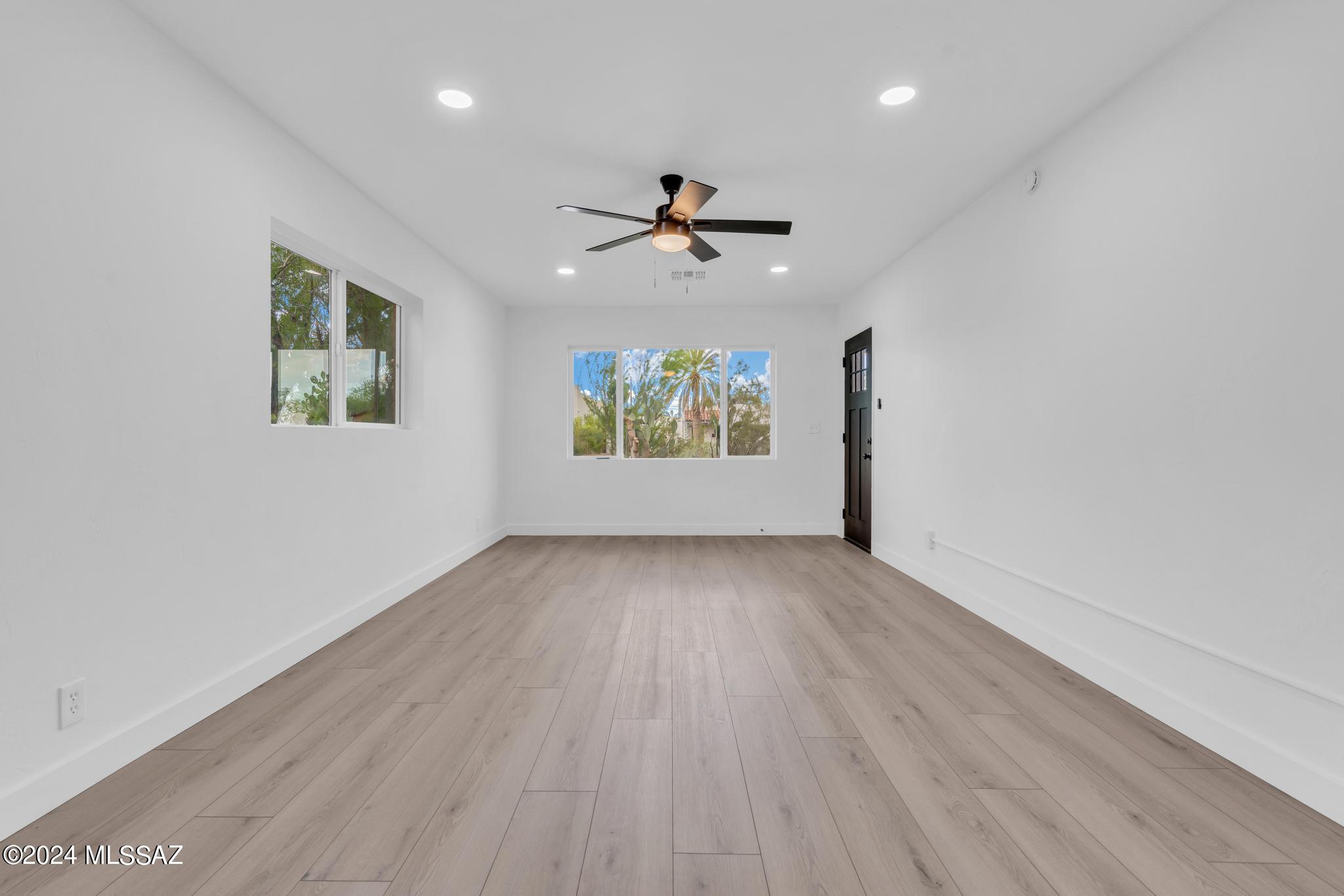 1433 East Spring Street Tucson, AZ 85719 - Photo 8 of 26 Gallery Image 8