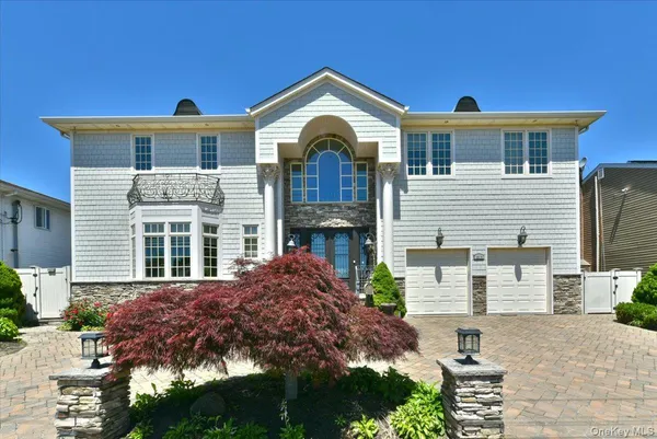 $1,899,999 | 3510 Riverside Drive, Oceanside, NY 11572