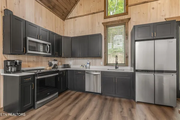 $750,000 | 130 Jolene Way, Sevierville, TN 37876