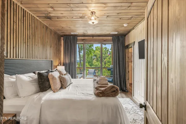 $750,000 | 130 Jolene Way, Sevierville, TN 37876