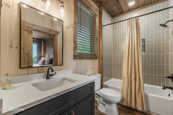 $750,000 | 130 Jolene Way, Sevierville, TN 37876