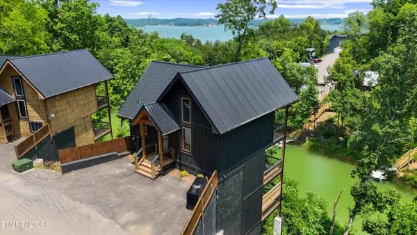 $750,000 | 130 Jolene Way, Sevierville, TN 37876