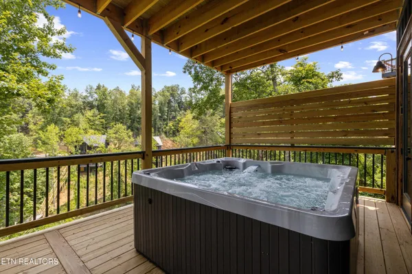 $750,000 | 130 Jolene Way, Sevierville, TN 37876