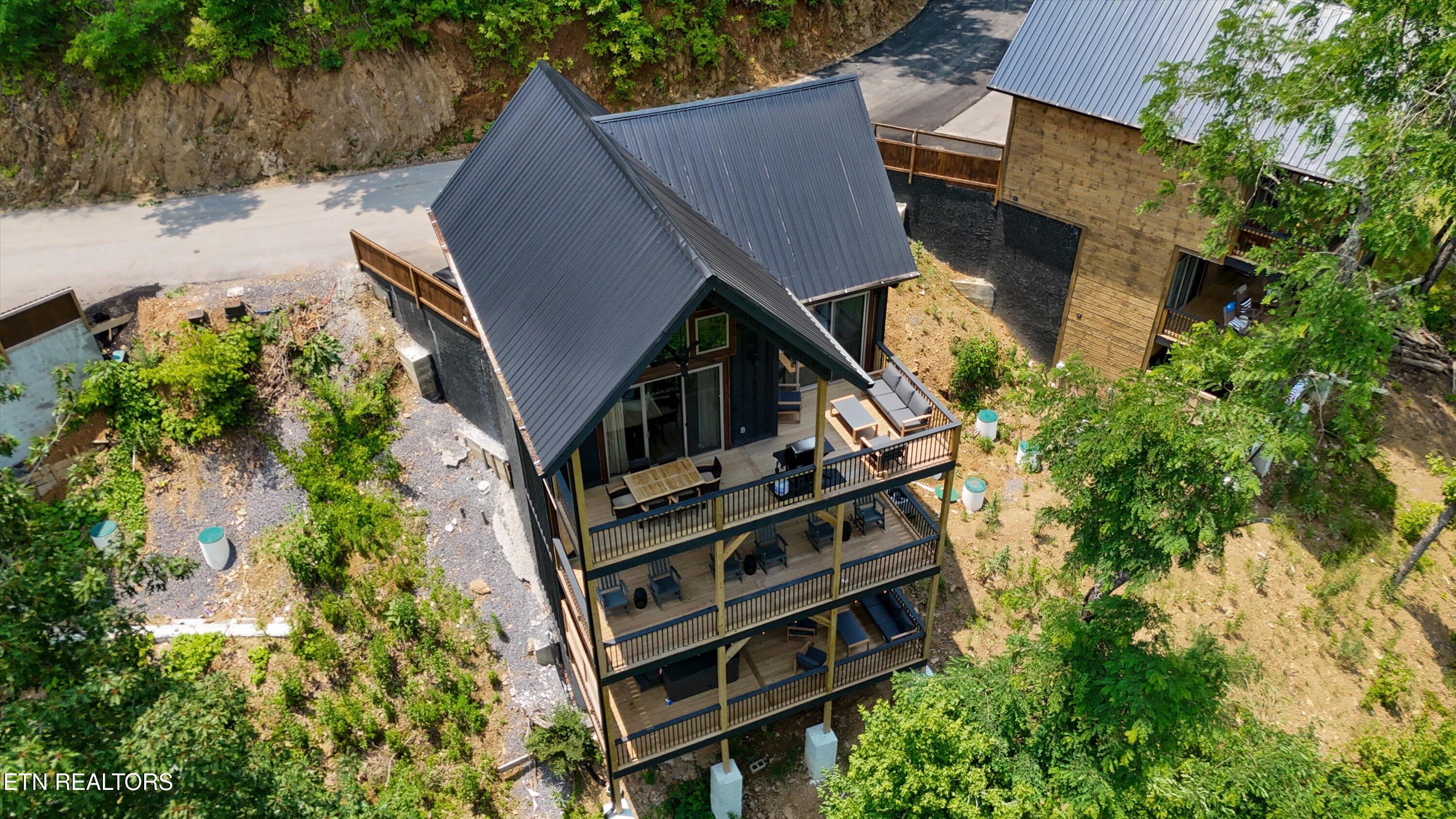 130 Jolene Way Sevierville, TN 37876 - Photo 38 of 41 38-130 Jolene Wy-37