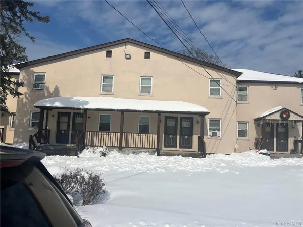 $2,200 | 134 Sgt Amory Drive, Unit 5, Pearl River, NY 10965