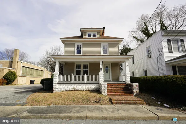 $1,595 | 605 Oak Hill Avenue, Salisbury, MD 21801
