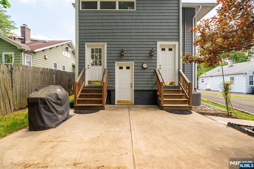 423 Closter Dock Road Closter, NJ 07624 - Photo 38 of 40