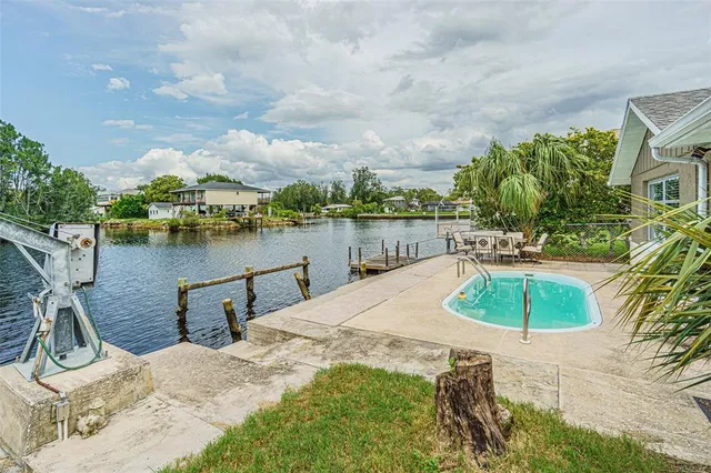 $398,900 | 6613 Harbor Drive, Hudson, FL 34667