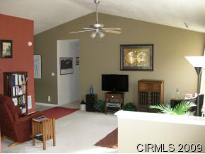 838 Springwater Road Kokomo, IN 46902 - Photo 3 of 11