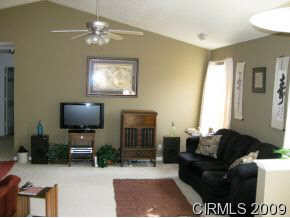 838 Springwater Road Kokomo, IN 46902 - Photo 4 of 11