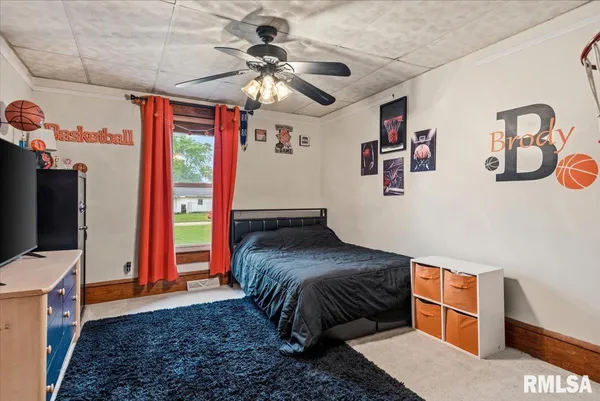 $115,000 | 332 East Tremont Street, Waverly, IL 62692