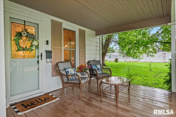 $115,000 | 332 East Tremont Street, Waverly, IL 62692