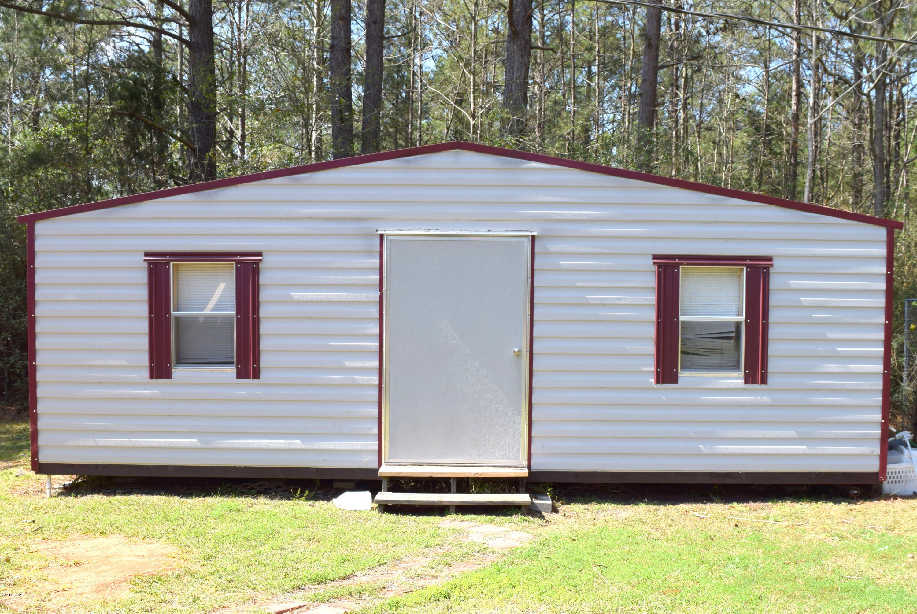 878 Joiner Road Chipley, FL 32428 - Photo 10 of 11