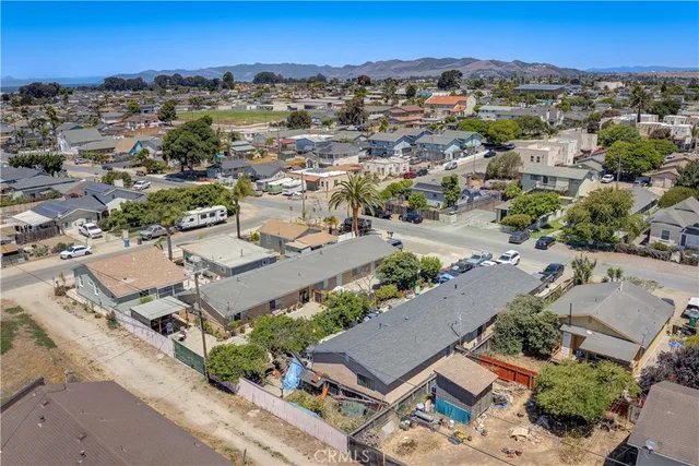 $825,000 | 2120 Ocean Street, Oceano, CA 93445