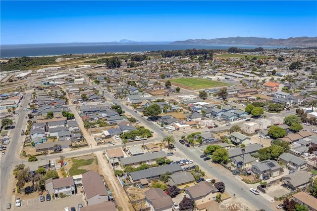 $825,000 | 2120 Ocean Street, Oceano, CA 93445