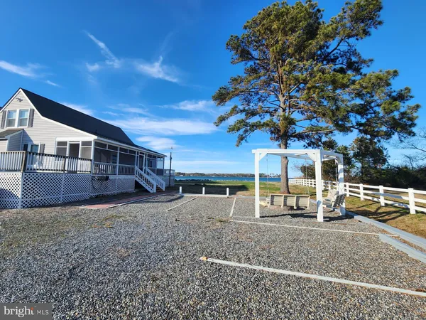 $1,399,900 | 1887 Point Breeze Road, Hudgins, VA 23076