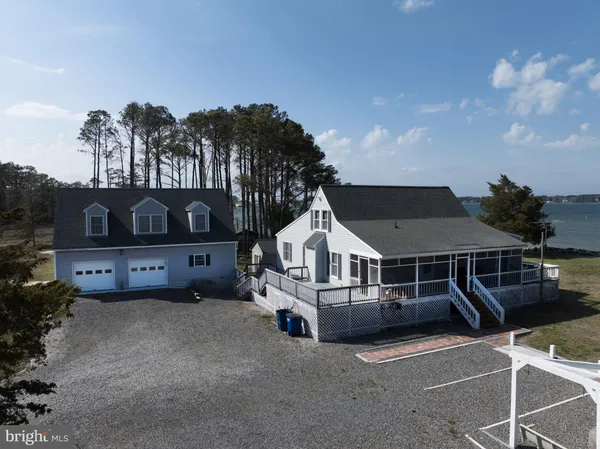 $1,399,900 | 1887 Point Breeze Road, Hudgins, VA 23076