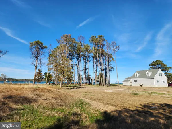 $1,399,900 | 1887 Point Breeze Road, Hudgins, VA 23076