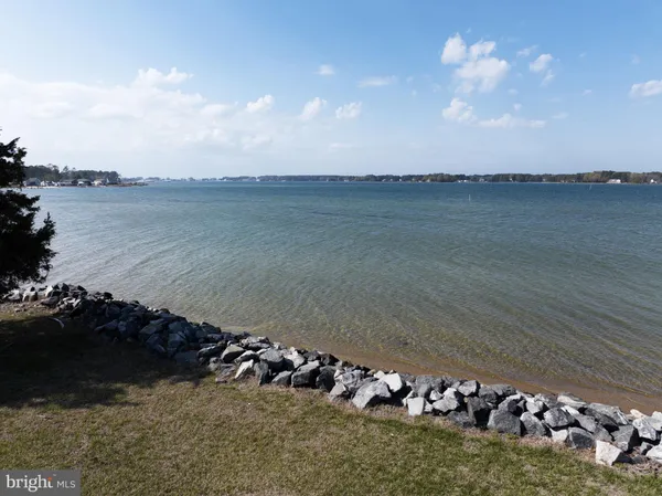 $1,399,900 | 1887 Point Breeze Road, Hudgins, VA 23076