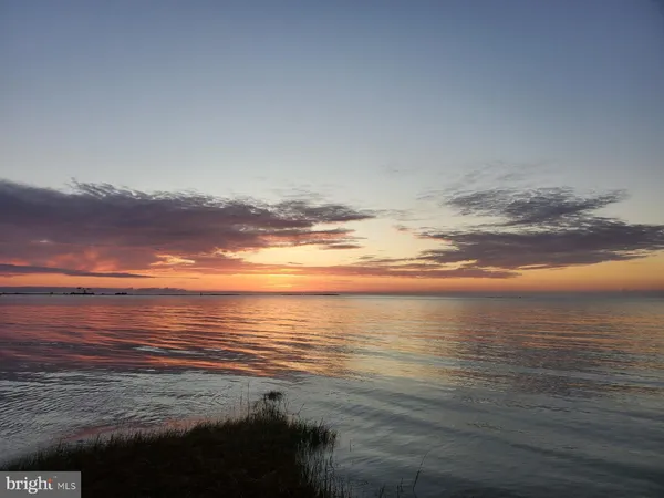 $1,399,900 | 1887 Point Breeze Road, Hudgins, VA 23076