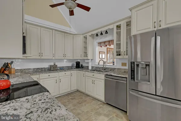 $1,399,900 | 1887 Point Breeze Road, Hudgins, VA 23076