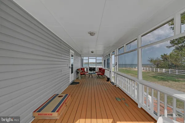 $1,399,900 | 1887 Point Breeze Road, Hudgins, VA 23076