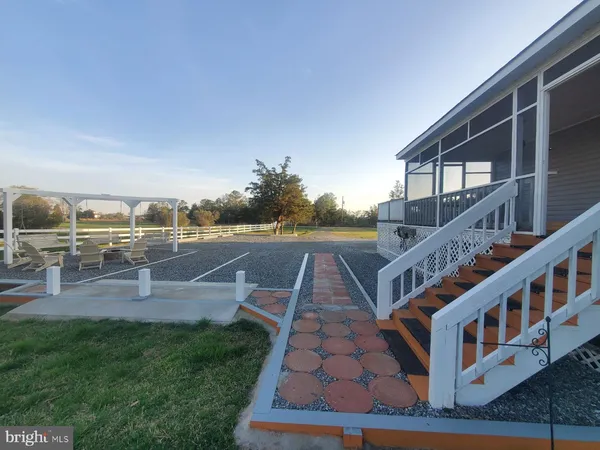 $1,399,900 | 1887 Point Breeze Road, Hudgins, VA 23076