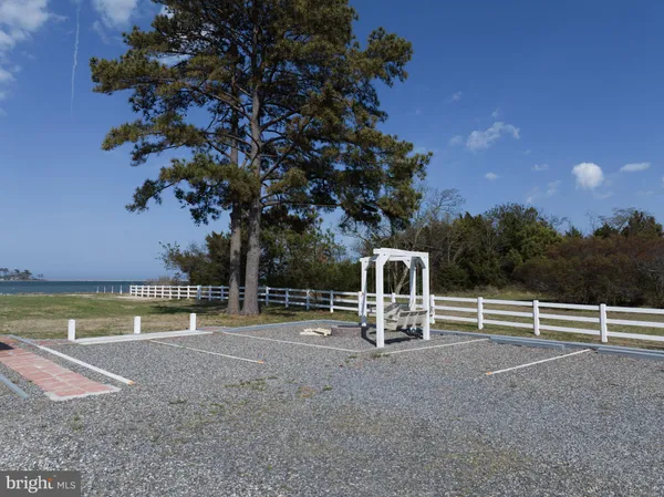 $1,399,900 | 1887 Point Breeze Road, Hudgins, VA 23076