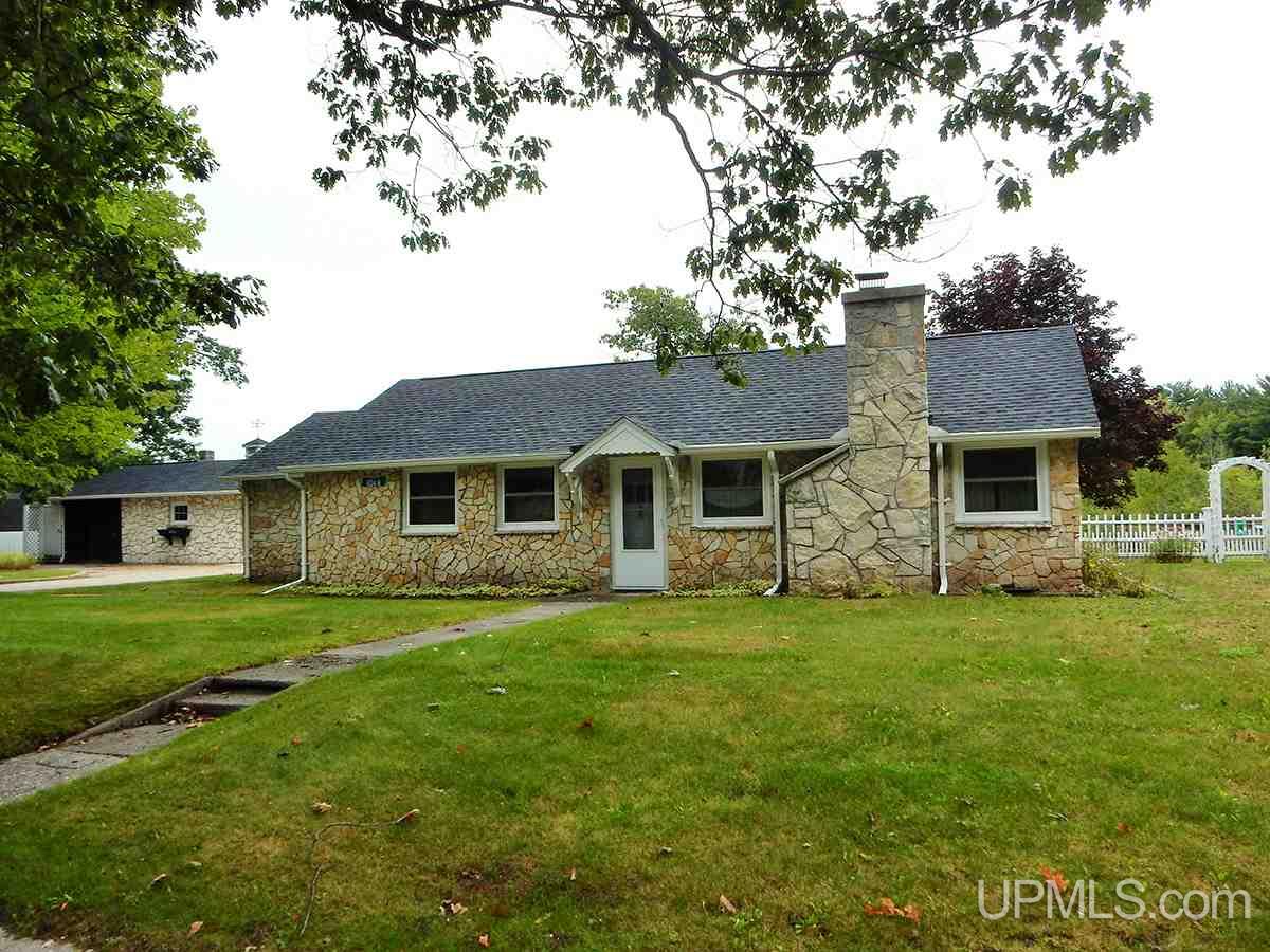 924 North Co Road Manistique, MI 49854 - Photo 13 of 32