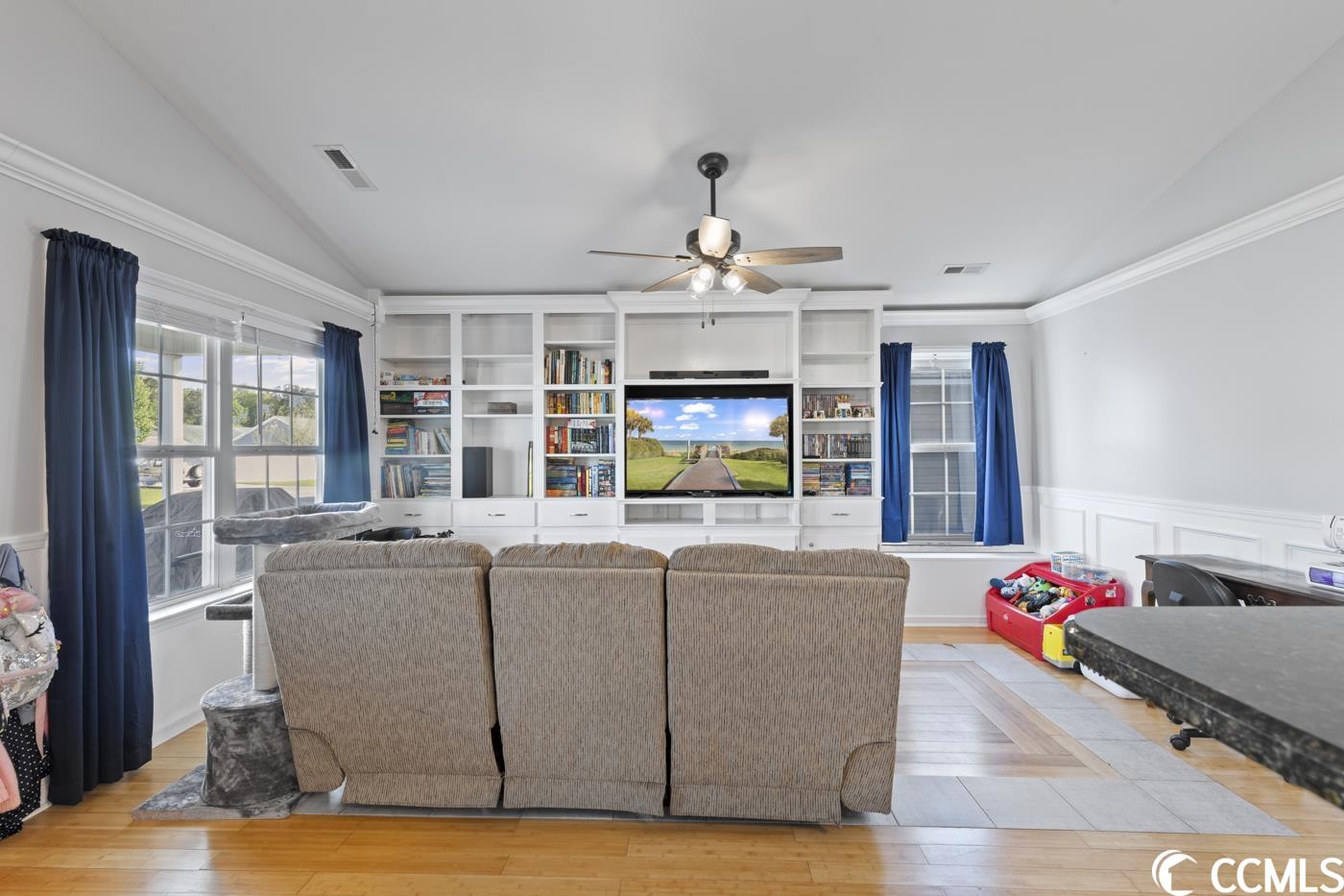 9852 Conifer Lane Murrells Inlet, SC 29576 - Photo 6 of 35 Gallery Image 6