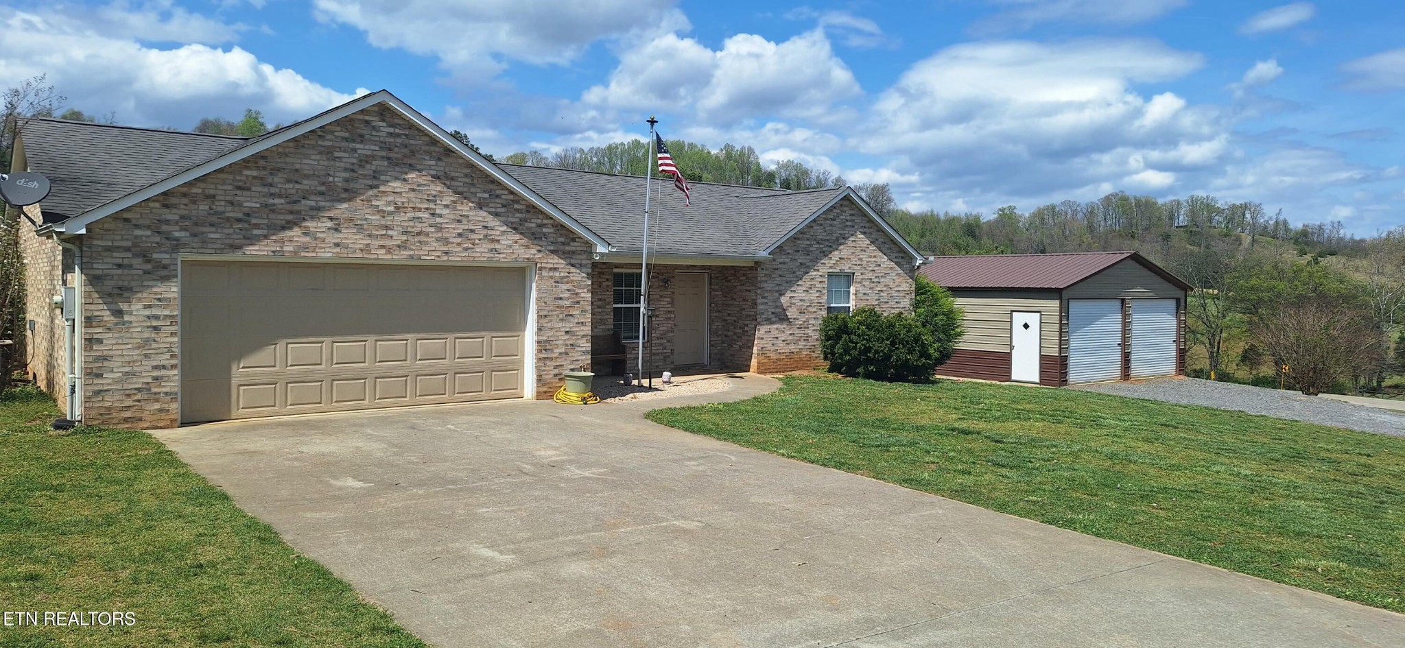 6199 Sinking Creek Road Greenback, TN 37742 - Photo 1 of 33 Gallery Image 1