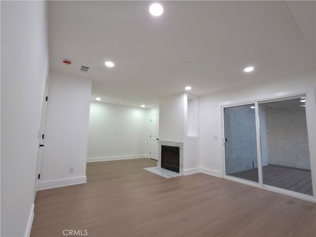 115 West Rancho Road Corona, CA 92882 - Photo 11 of 36 Primary Bedroom
