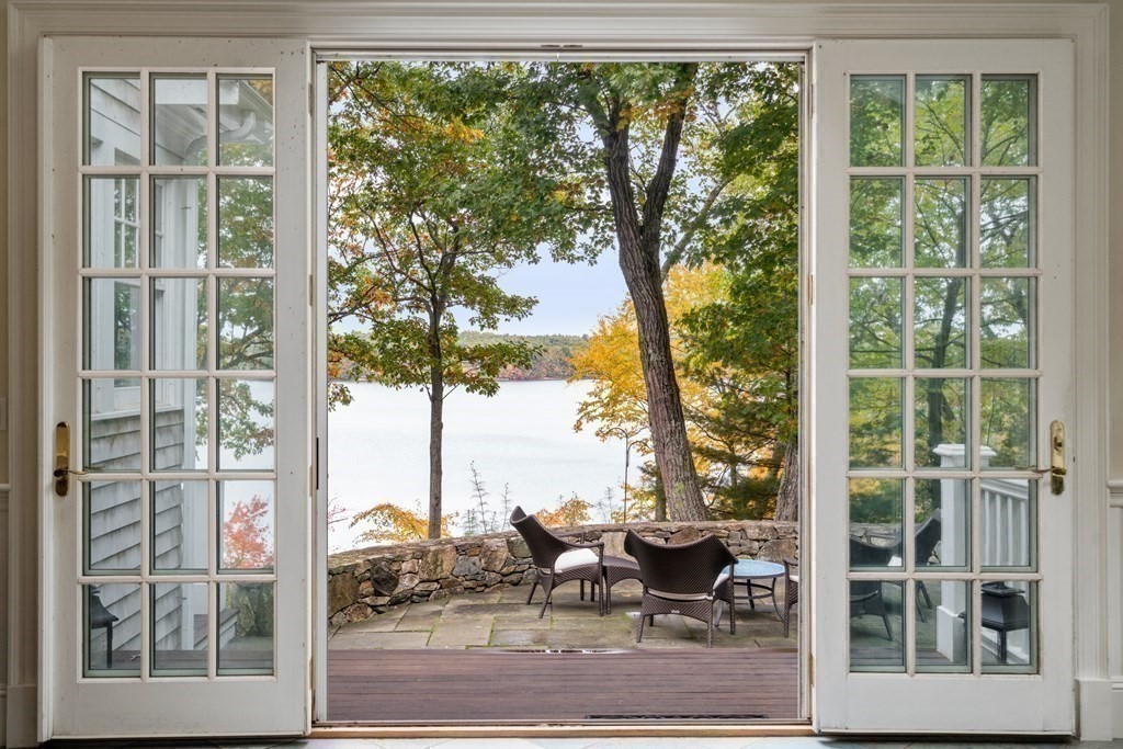 137 Forest Street Sherborn, MA 01770 - Photo 20 of 38