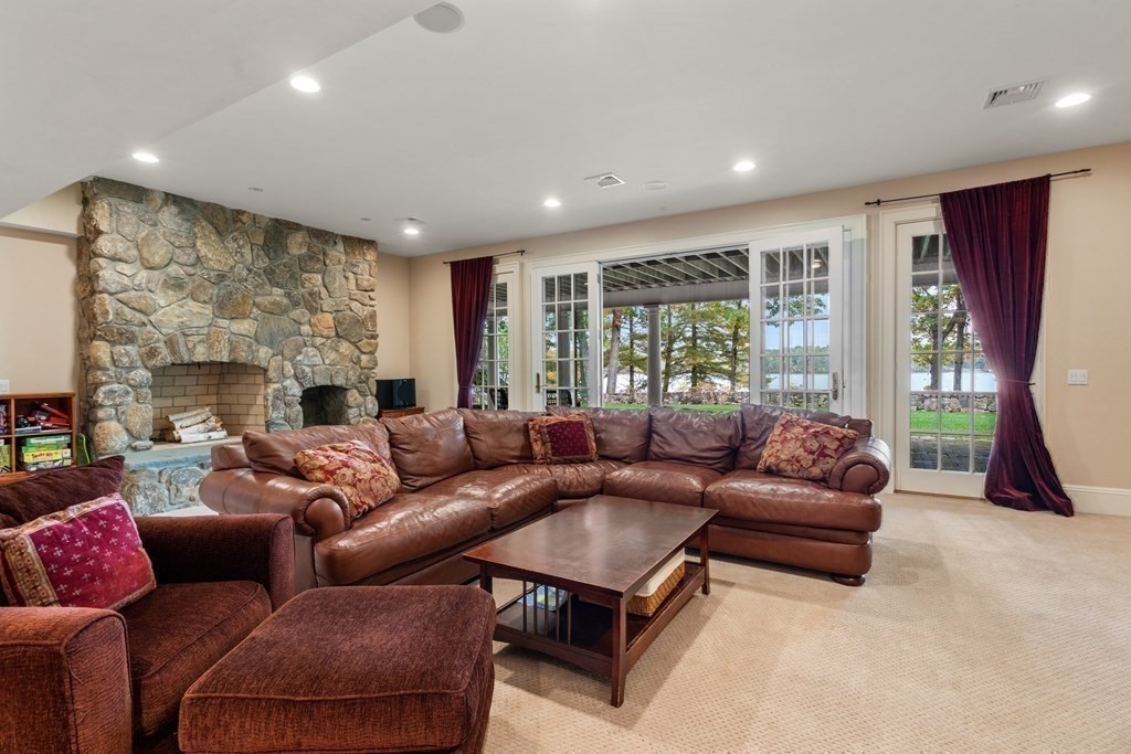 137 Forest Street Sherborn, MA 01770 - Photo 27 of 38