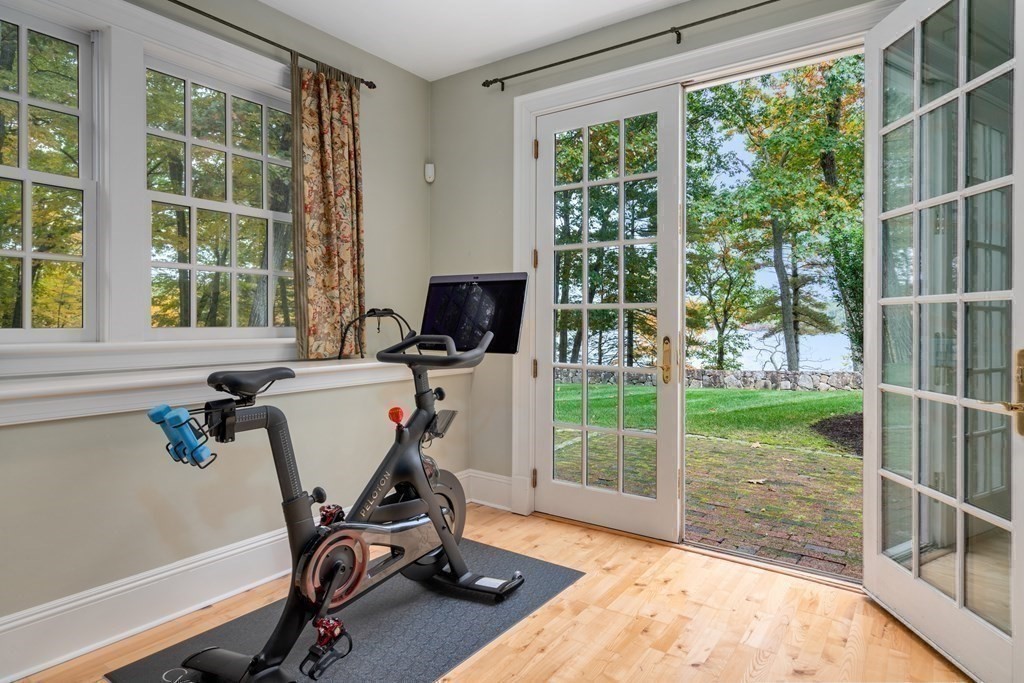 137 Forest Street Sherborn, MA 01770 - Photo 30 of 38