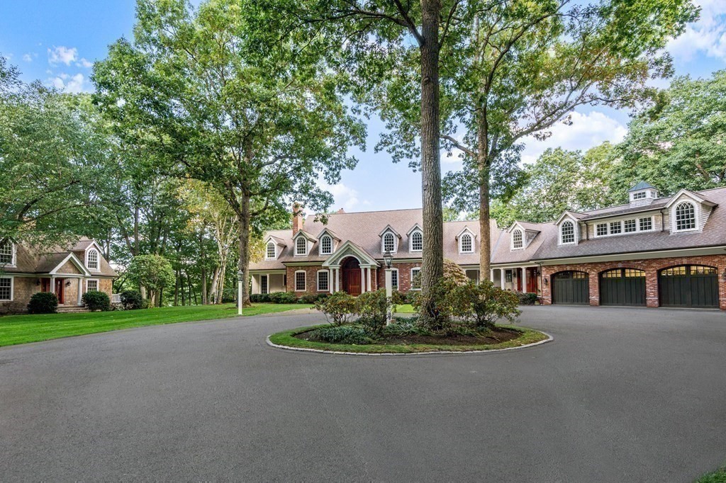 137 Forest Street Sherborn, MA 01770 - Photo 3 of 38