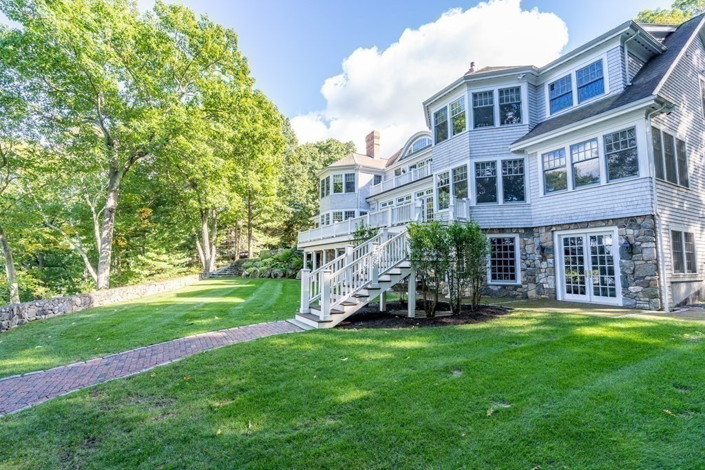 137 Forest Street Sherborn, MA 01770 - Photo 31 of 38