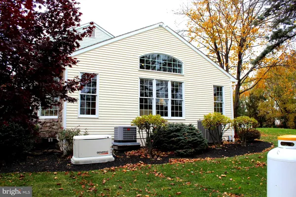 $759,900 | 6 Tiffany Drive, Perkasie, PA 18944
