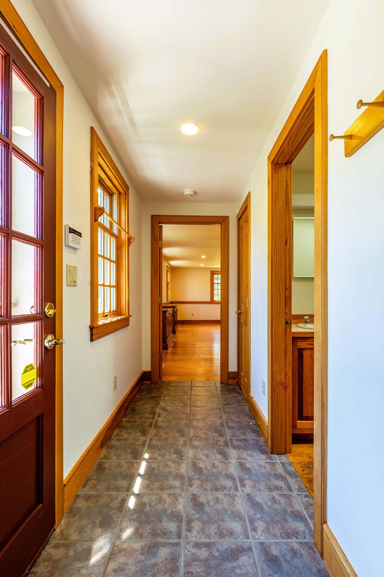 34 Curtis Avenue Camden, ME 04843 - Photo 14 of 45 IMG_0829