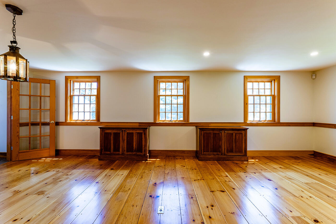 34 Curtis Avenue Camden, ME 04843 - Photo 7 of 45 IMG_0824