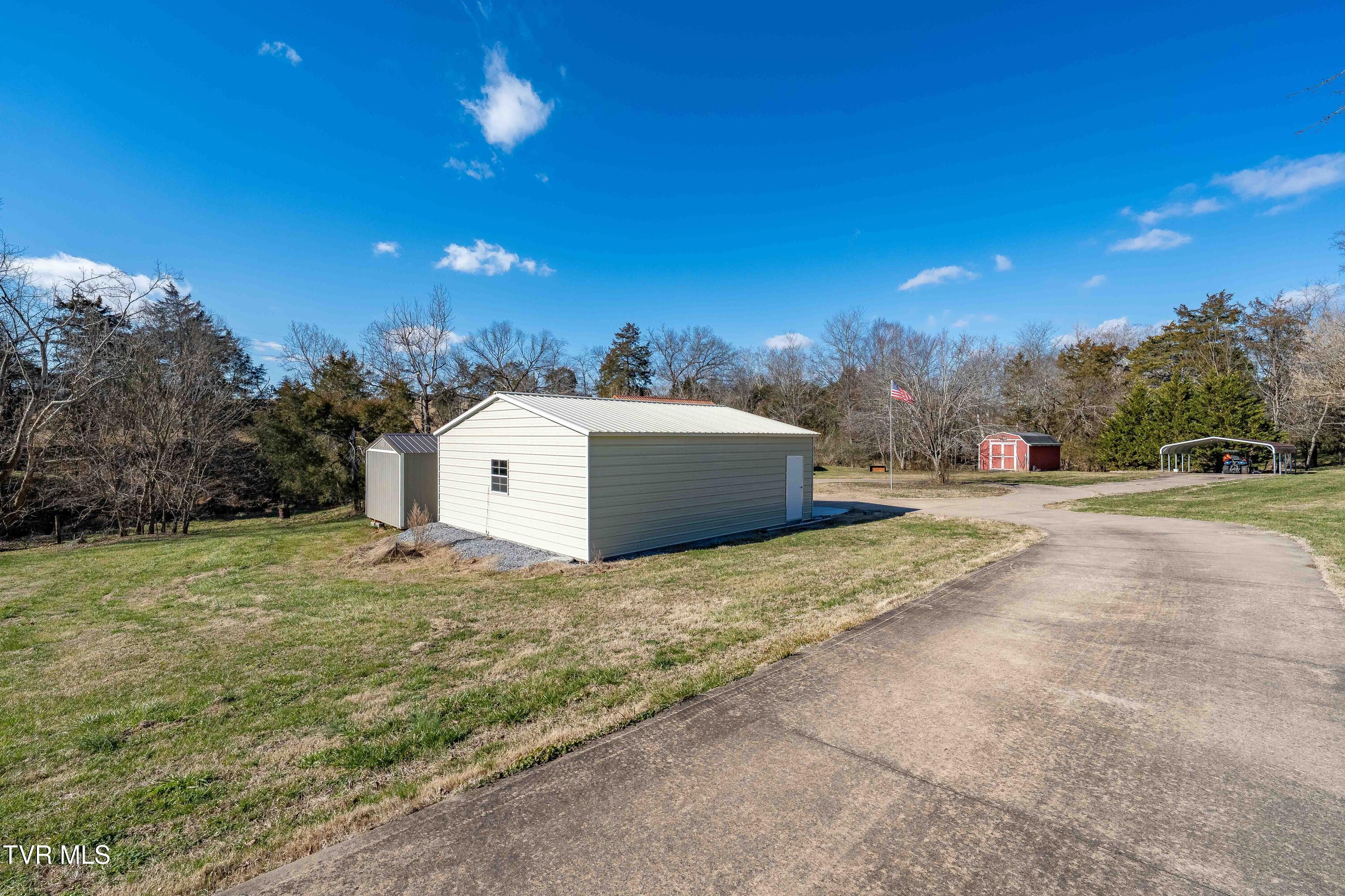 2715 Old Stage Road Afton, TN 37616 - Photo 31 of 74 2715 Old Stage Rd (3 of 73)