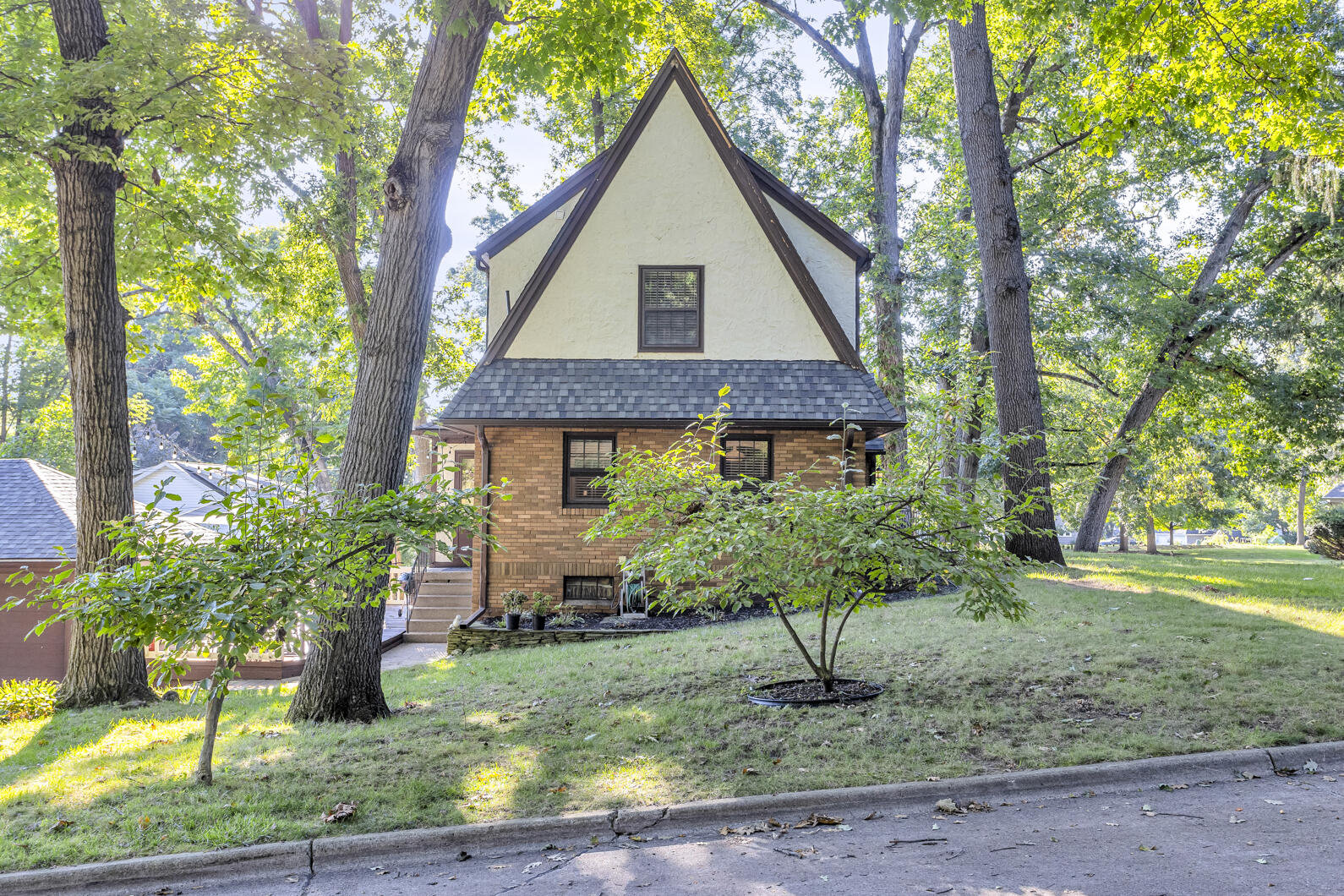 908 Brighton Road Jackson, MI 49203 - Photo 30 of 37 6-web-or-mls-0N0A3719